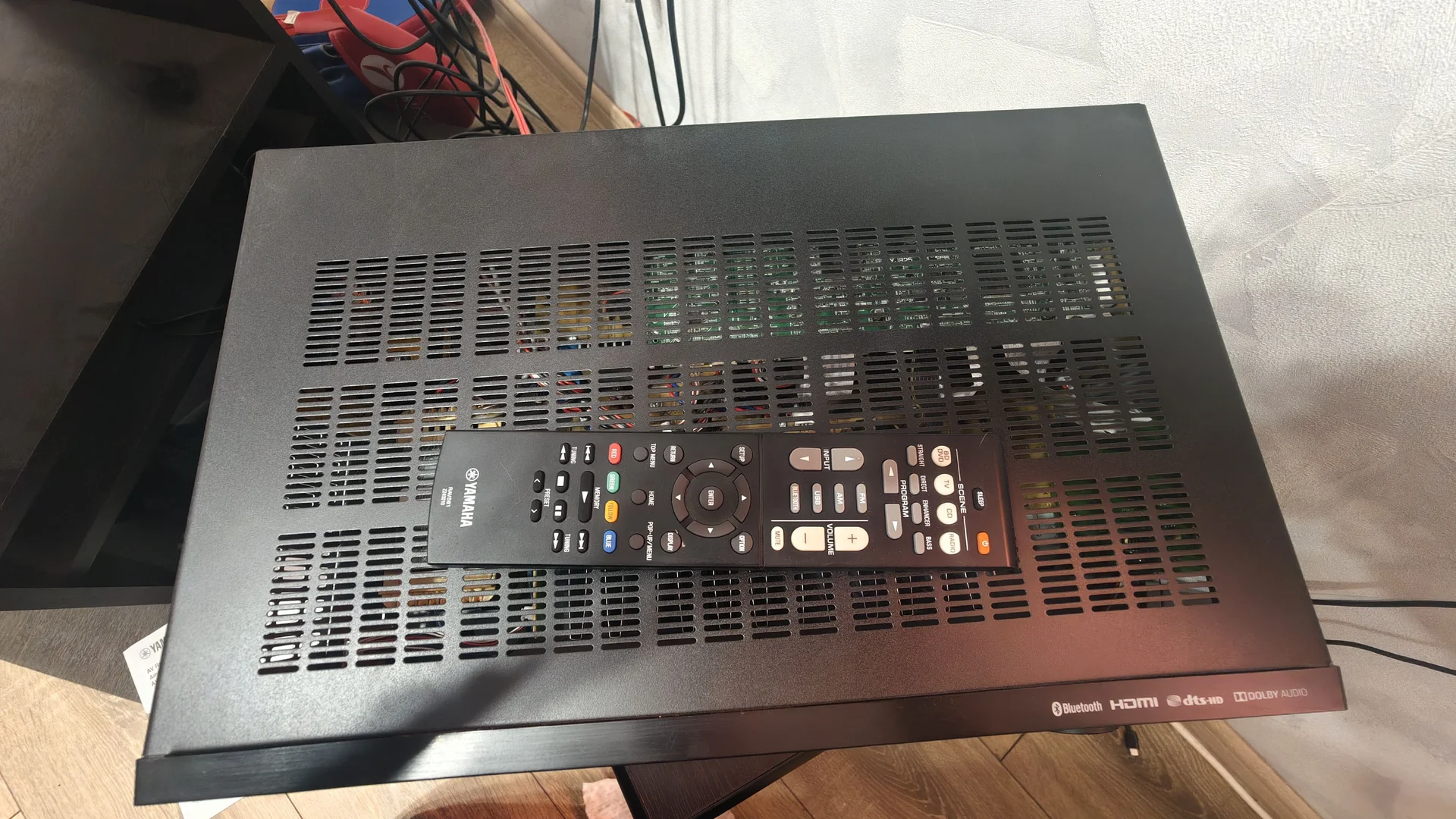 Ресивер Yamaha RX-V385 - миниатюра 2