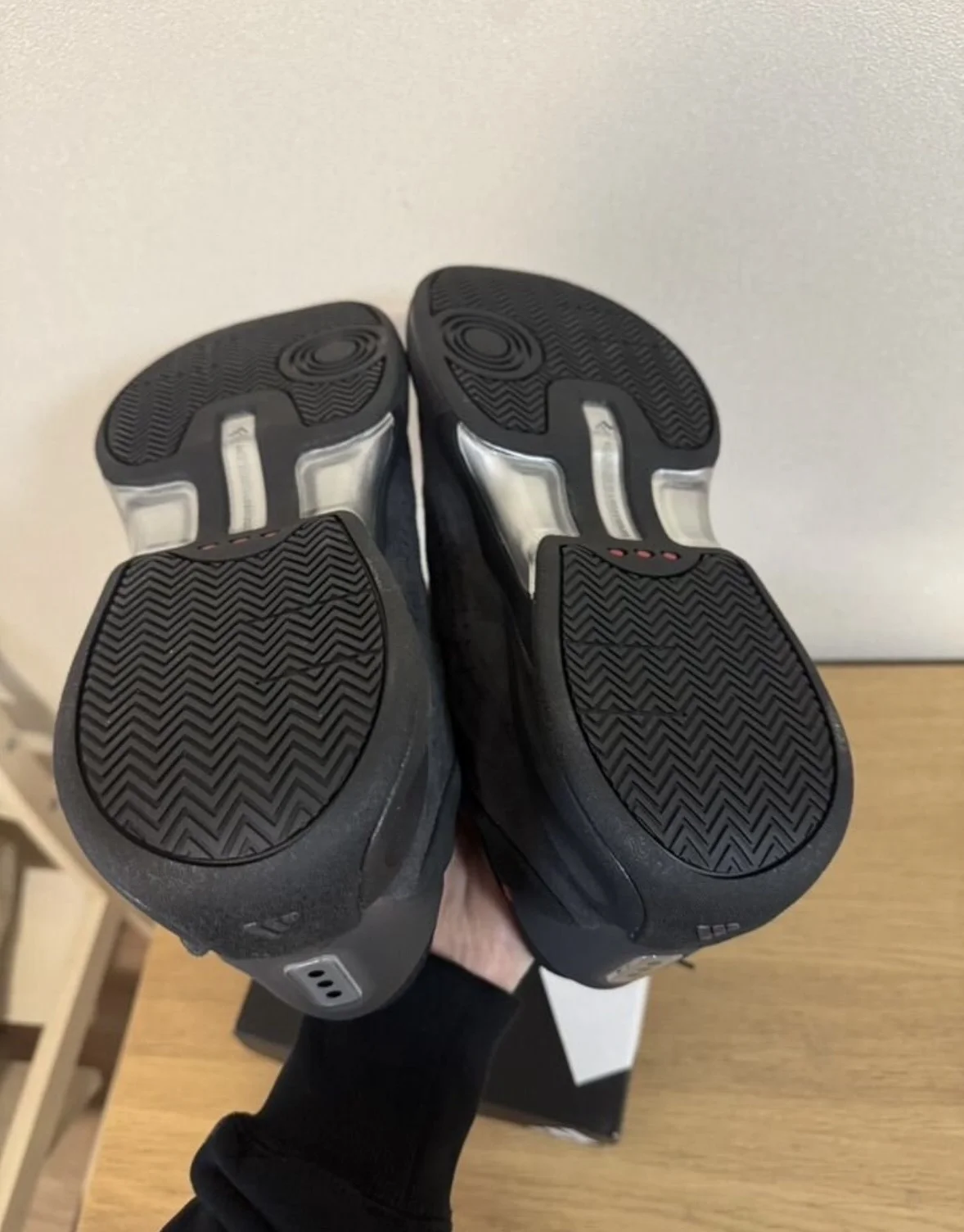 Кроссовки Adidas Nova IlInfinity Core Carbon - миниатюра 4