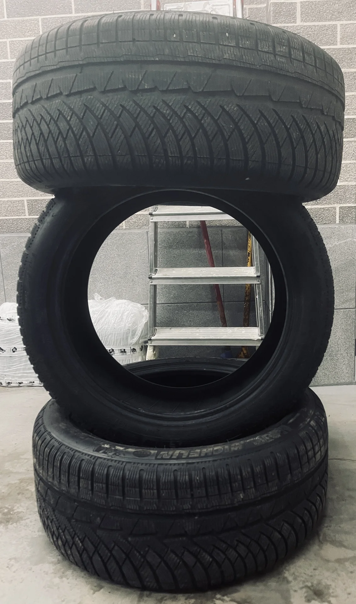 Шины машинные Michelin Pilot Alpin PA4 - изображение 1