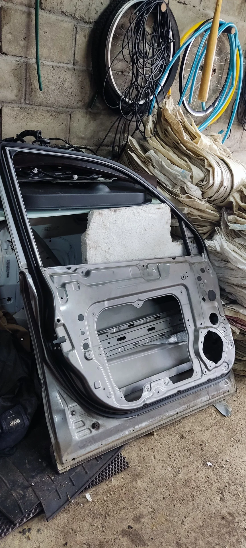 Передняя левая дверь Nissan x-trail t 31 - миниатюра 2