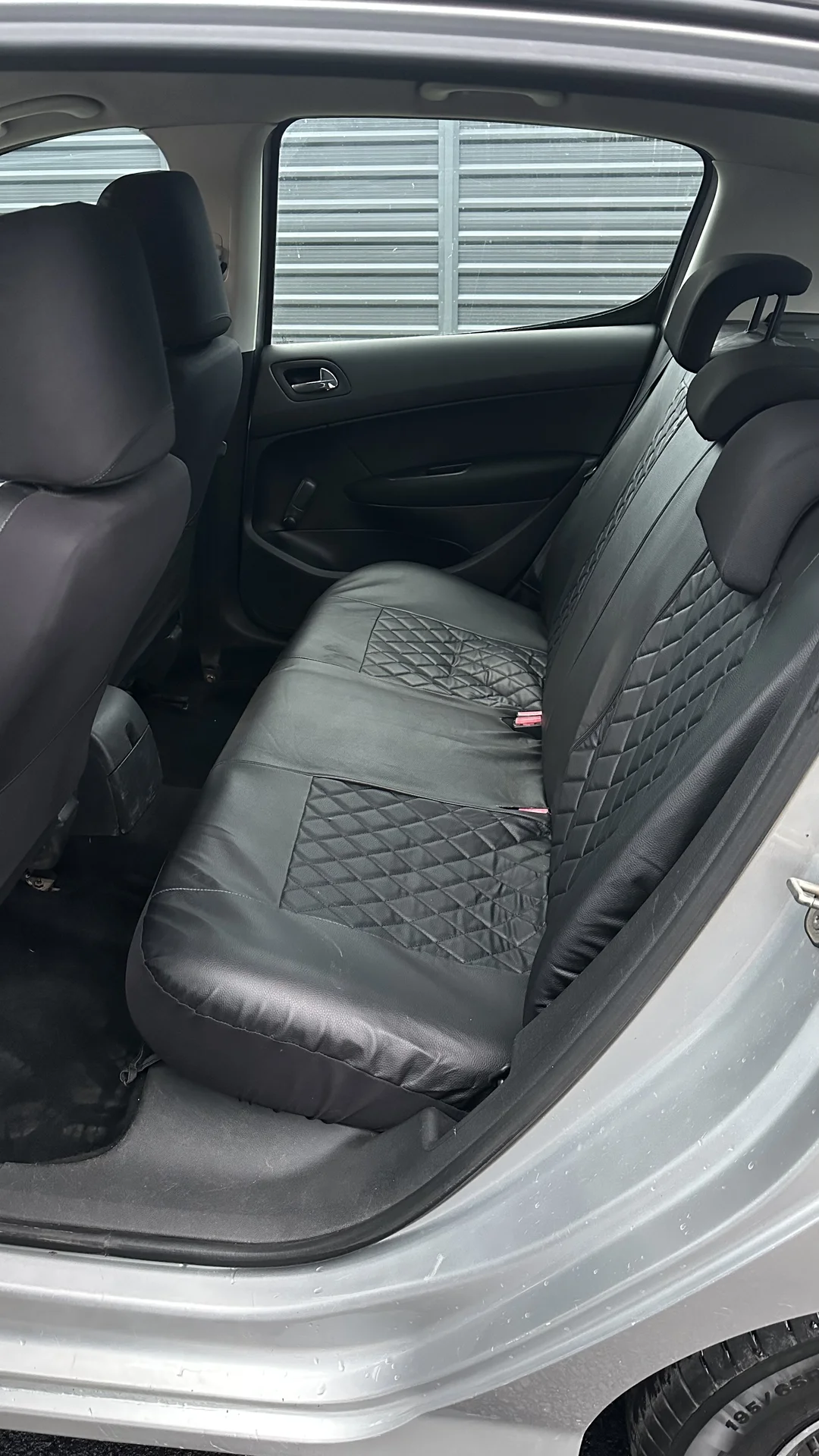 Peugeot 308 - миниатюра 24