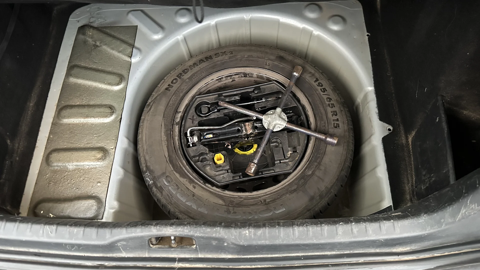 Peugeot 308 - миниатюра 30