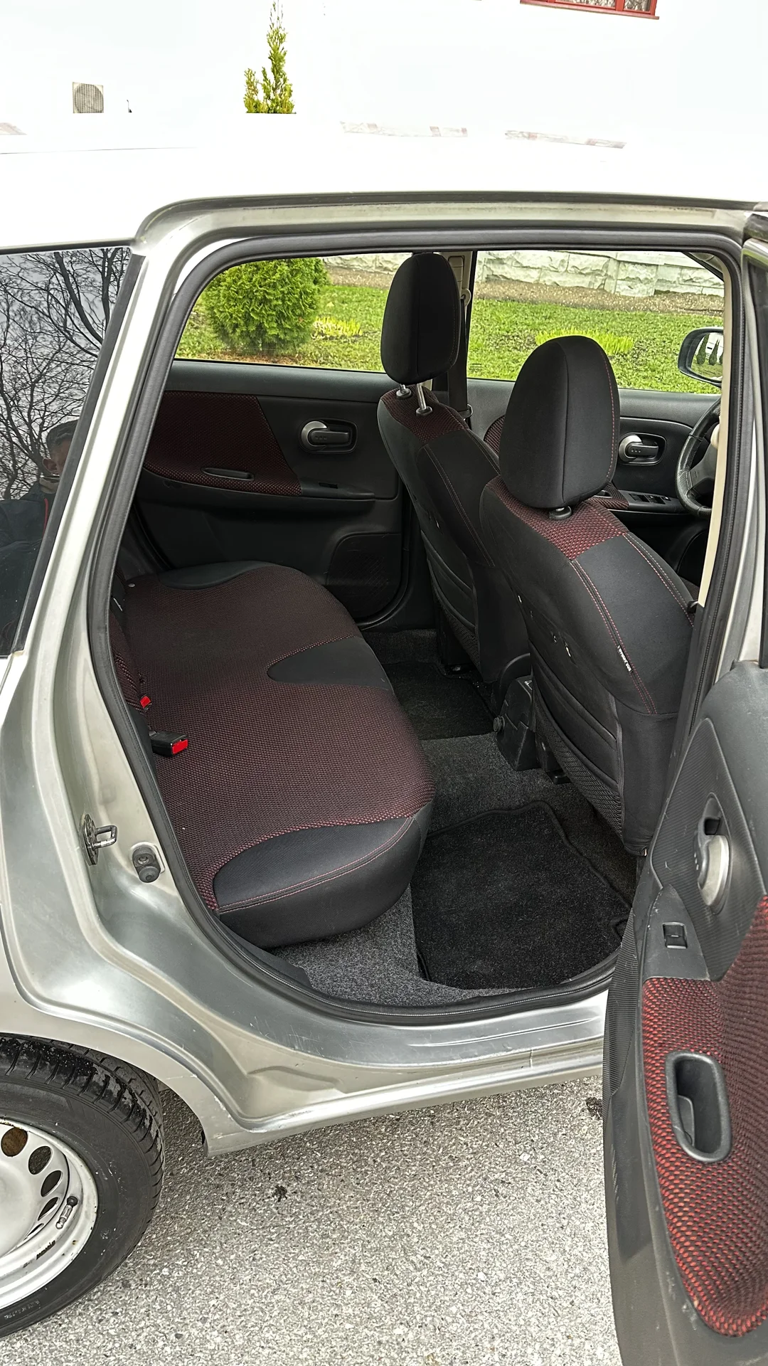 Nissan Note - миниатюра 12