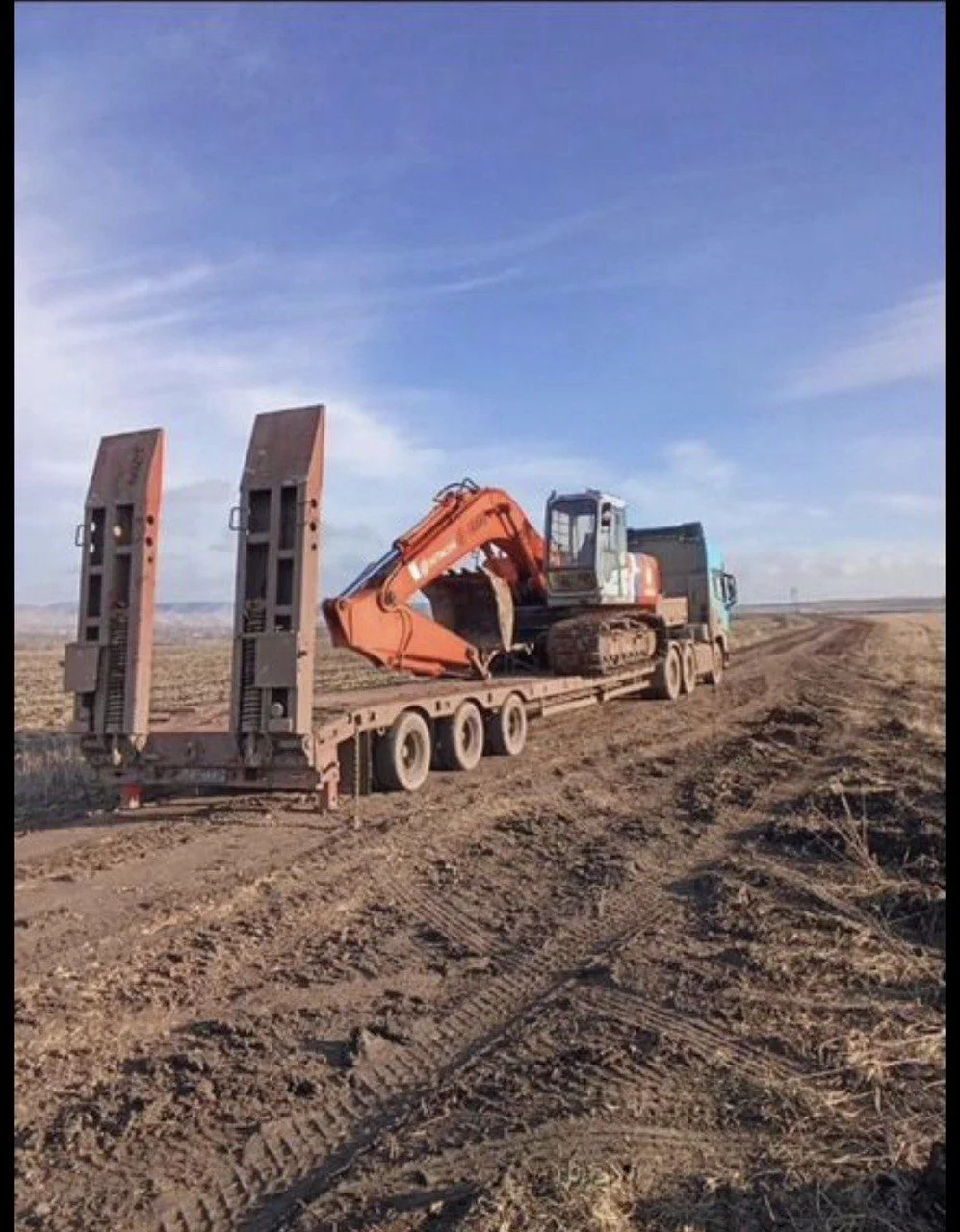 Экскаватор Hitachi EX200LC-2 - миниатюра 3