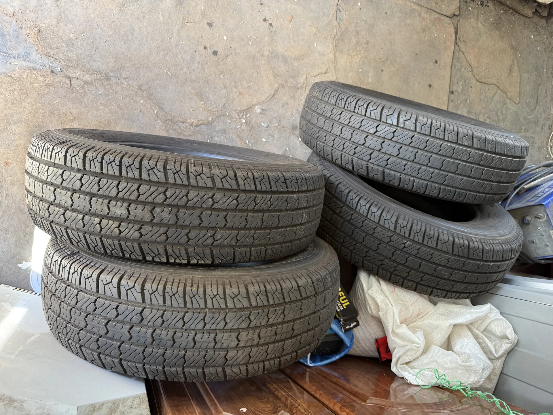 резина Barguzin 4\4 205/70 R15 - миниатюра 2