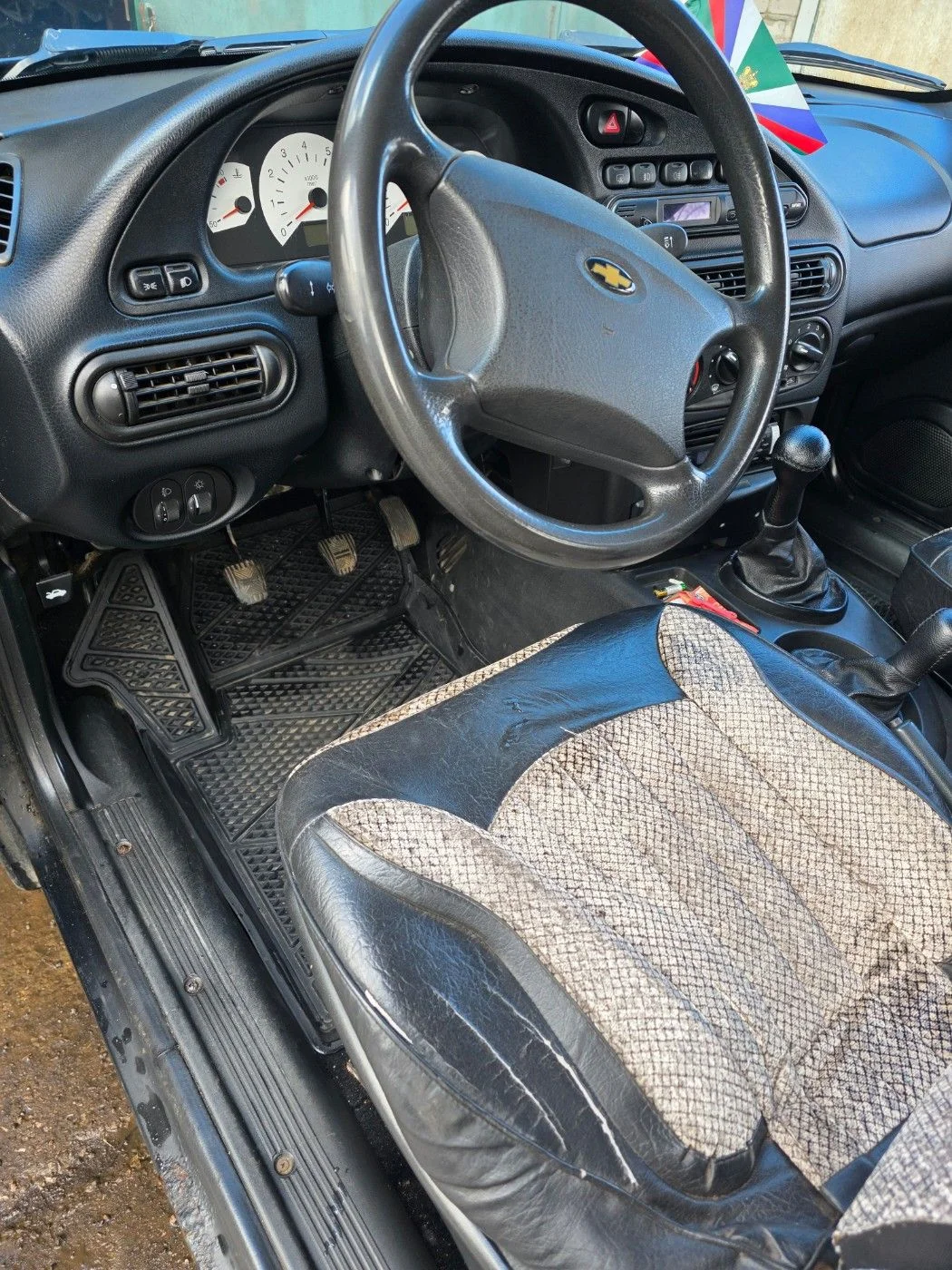 Chevrolet Niva 1.7 МТ, 2006г., 349000км. - миниатюра 13