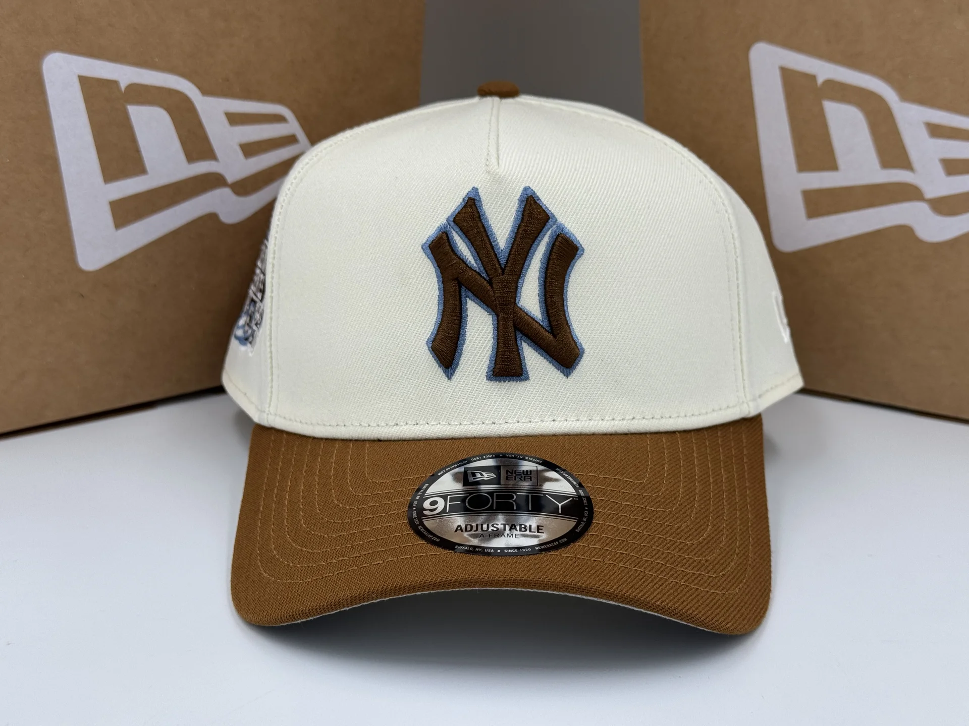 Бейсболка New Era A-Frame NY Yankees Chrome/Brown - миниатюра 2