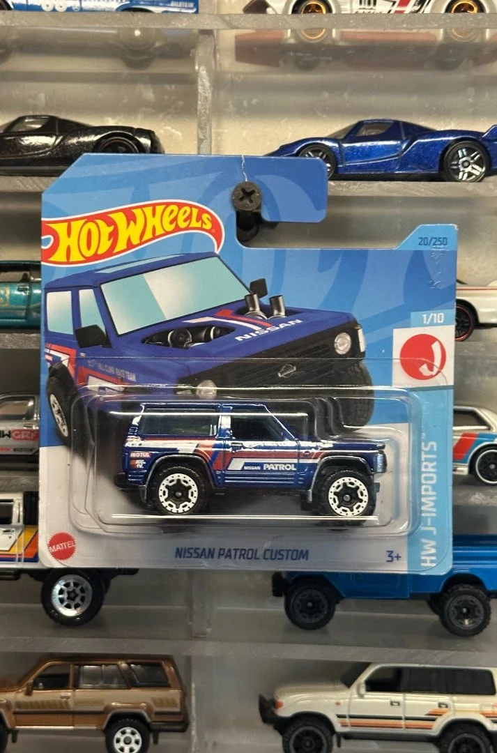 Hot wheels Nissan Patrol Custom(Blue) - изображение 1