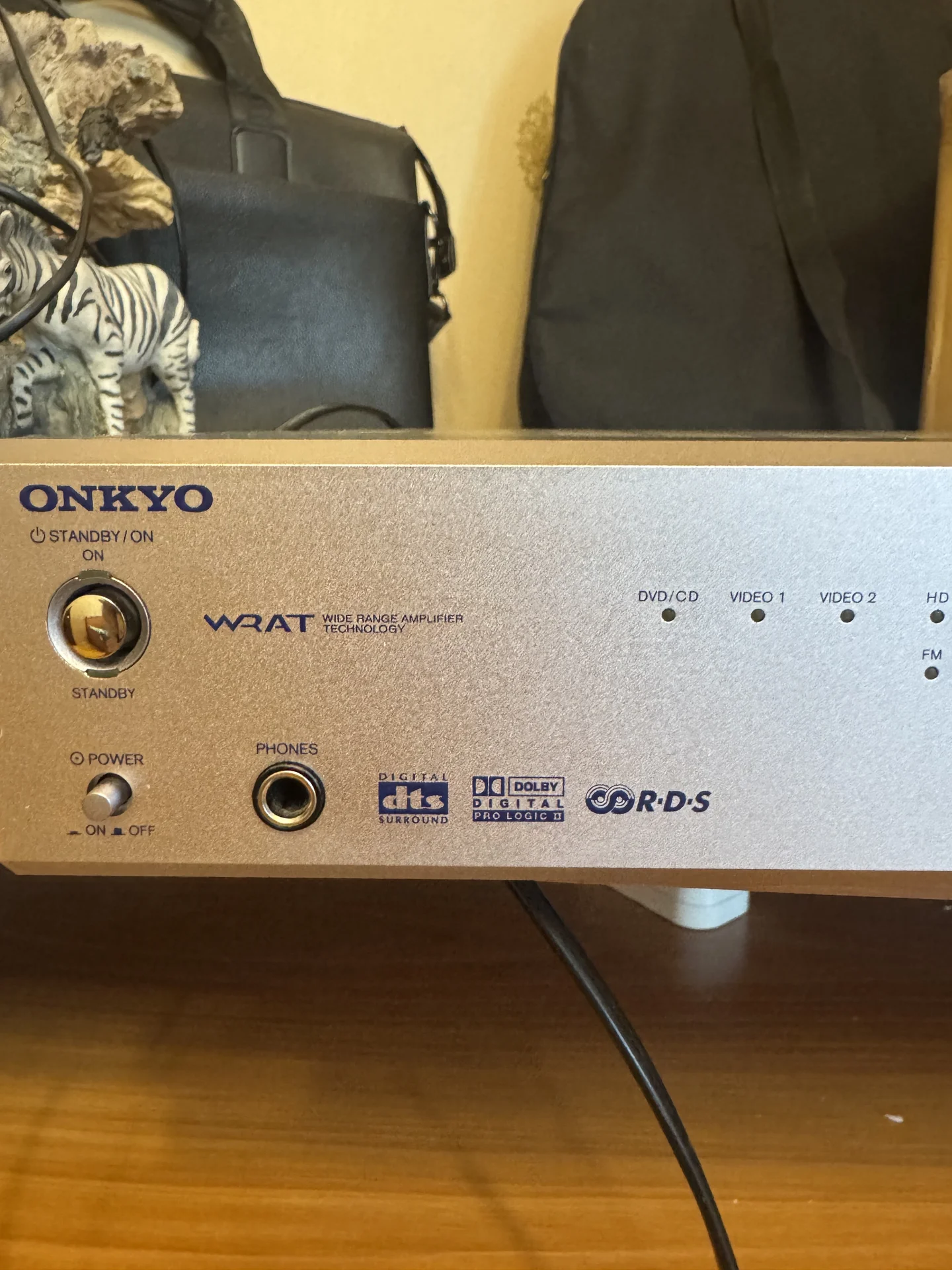 AV ресивер Onkyo - миниатюра 2