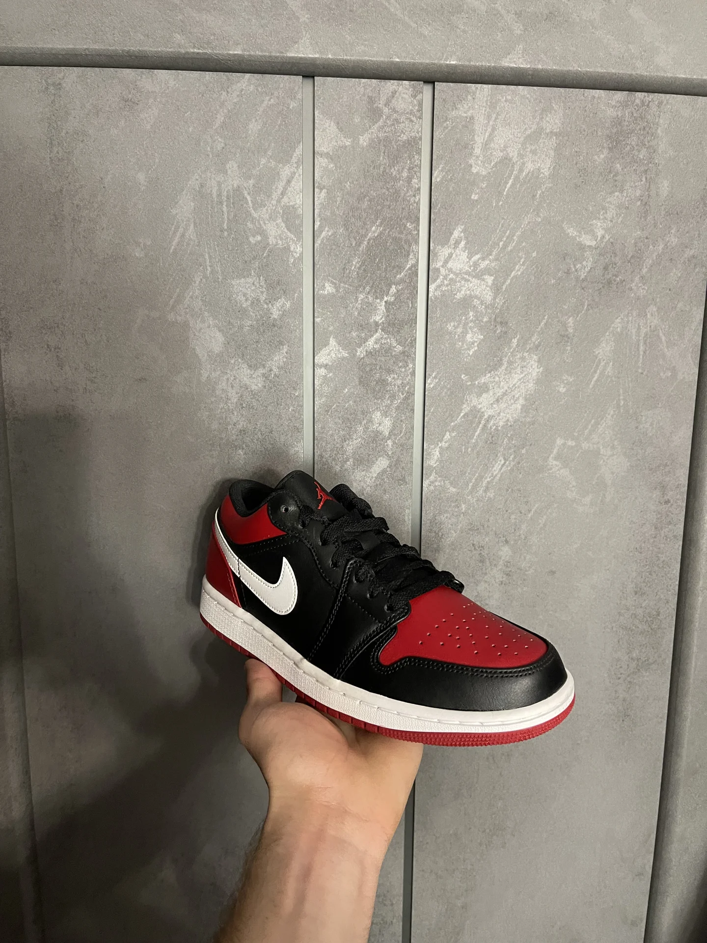 Кроссовки Nike Jordan 1 Low - миниатюра 2