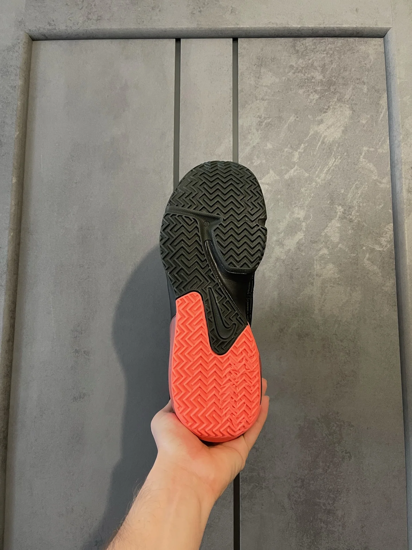 Кроссовки Nike LeBron - миниатюра 4