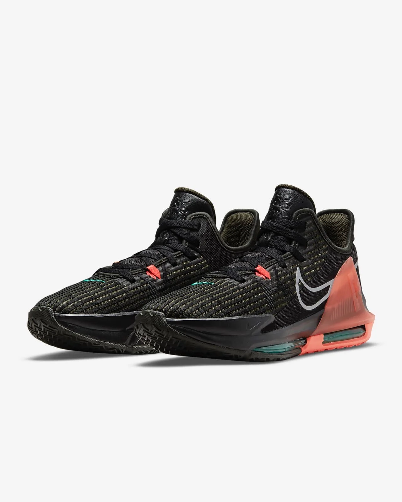 Кроссовки Nike LeBron - миниатюра 8