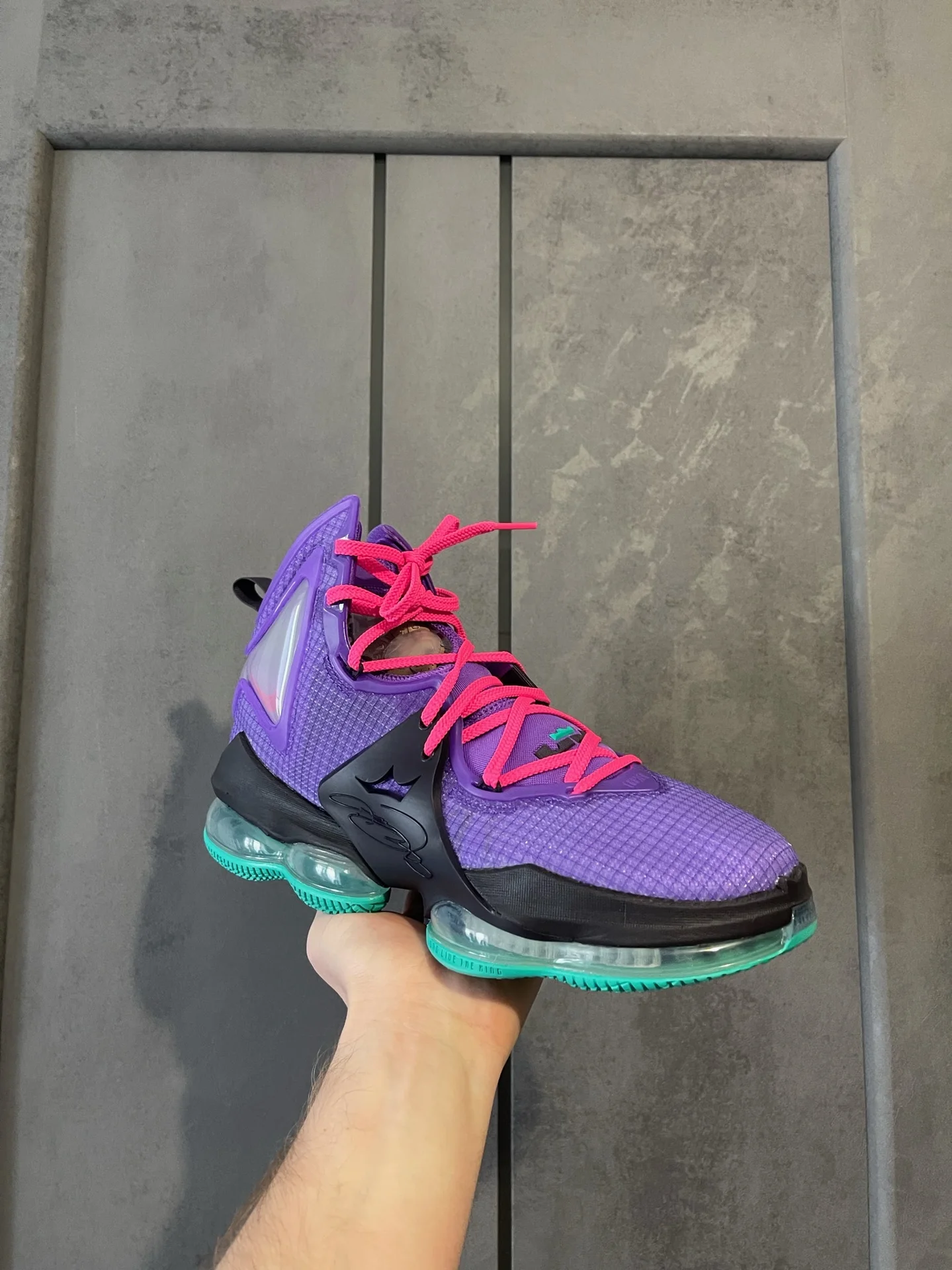 Кроссовки Nike Lebrun - миниатюра 2