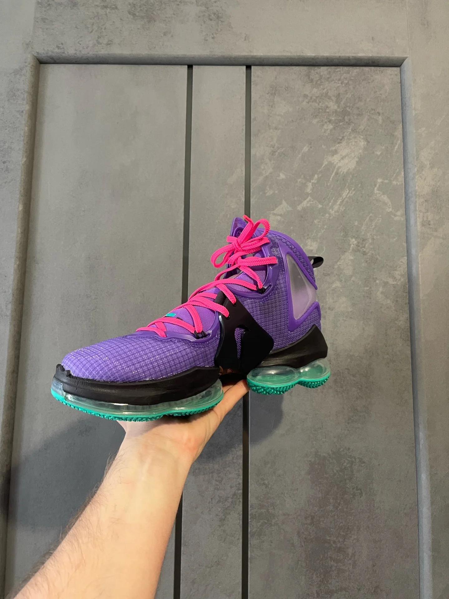 Кроссовки Nike Lebrun - миниатюра 3
