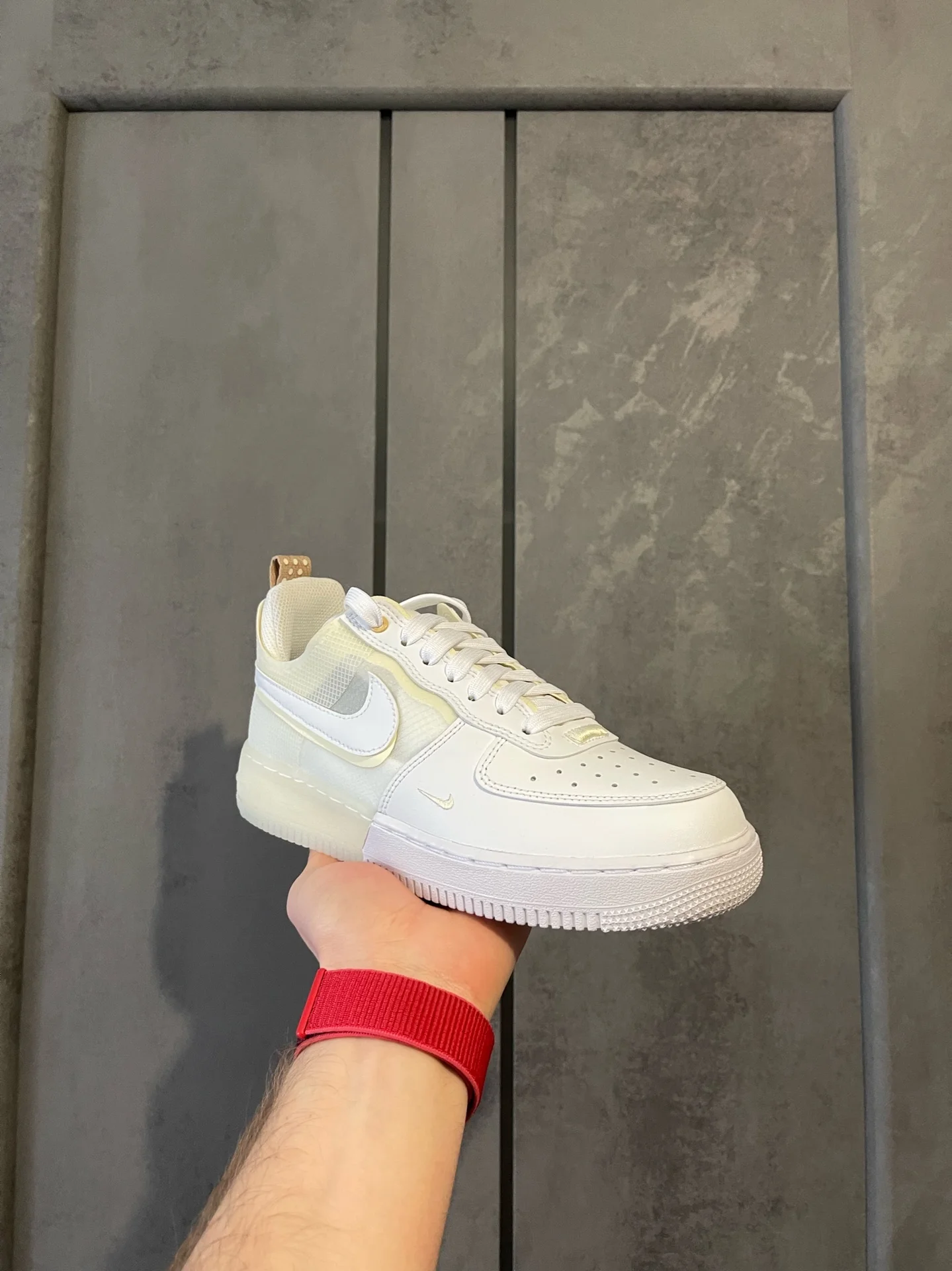 Кроссовки Nike Air Force 1 - миниатюра 2