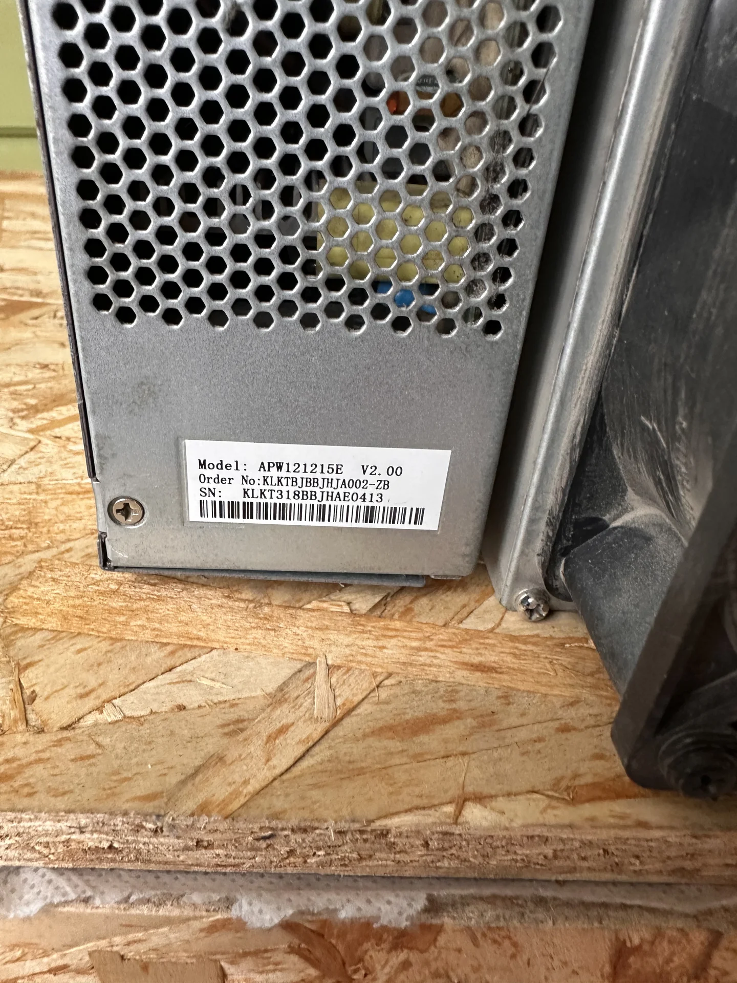 Antminer S19 102 Th/s 126 чипов - миниатюра 7