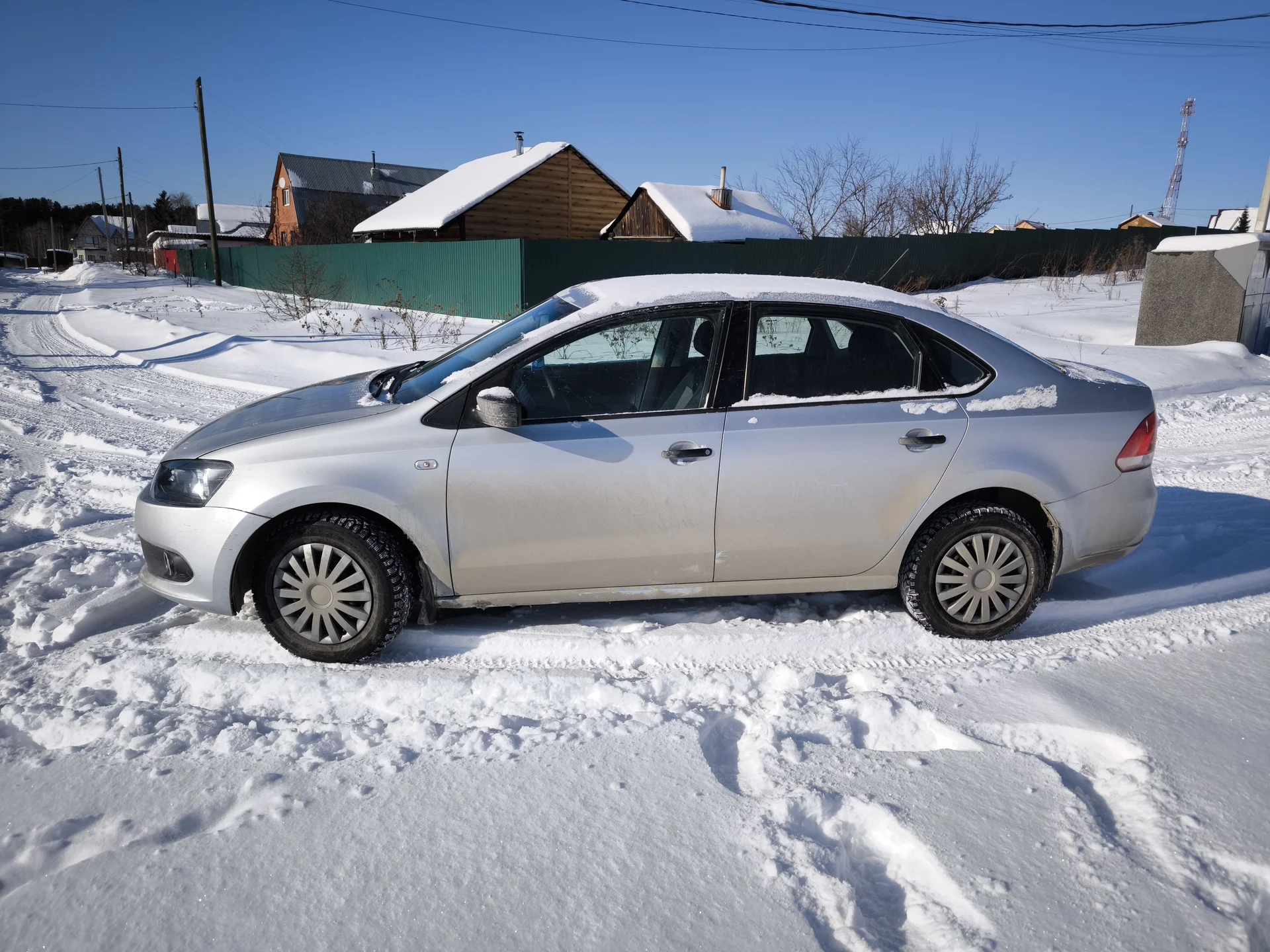 Volkswagen Polo 1.6 МТ, 2014, 118 000 км - миниатюра 2