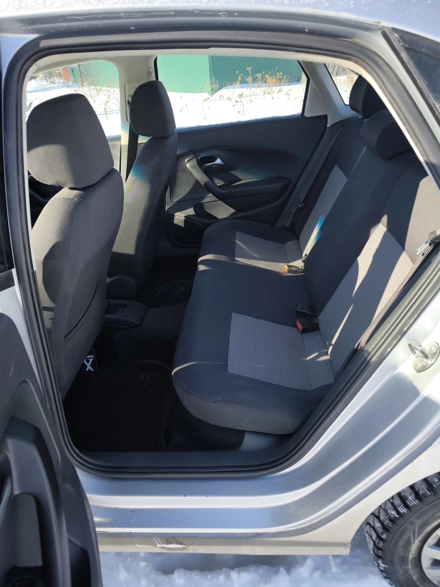 Volkswagen Polo 1.6 МТ, 2014, 118 000 км - миниатюра 9