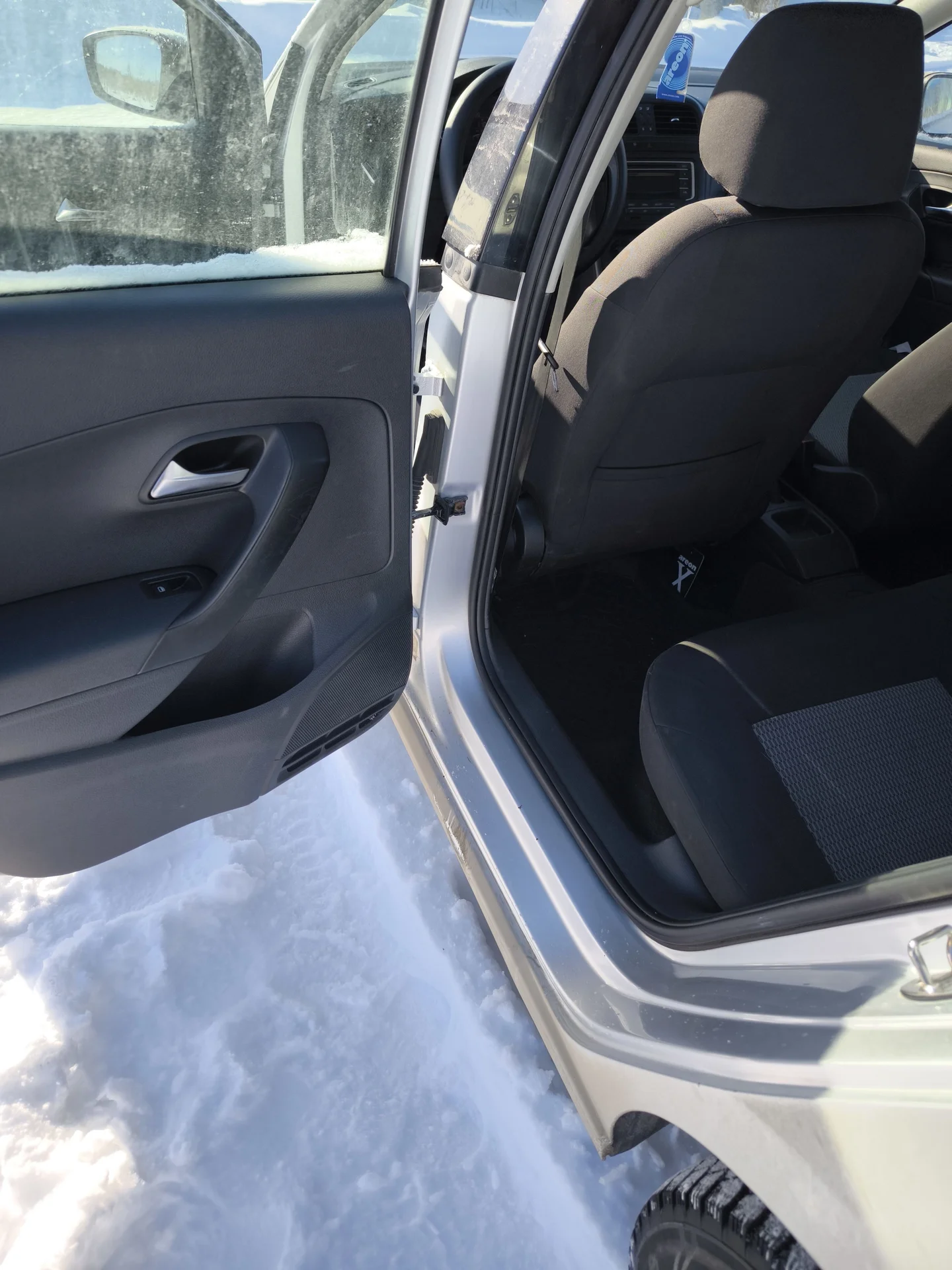 Volkswagen Polo 1.6 МТ, 2014, 118 000 км - миниатюра 10
