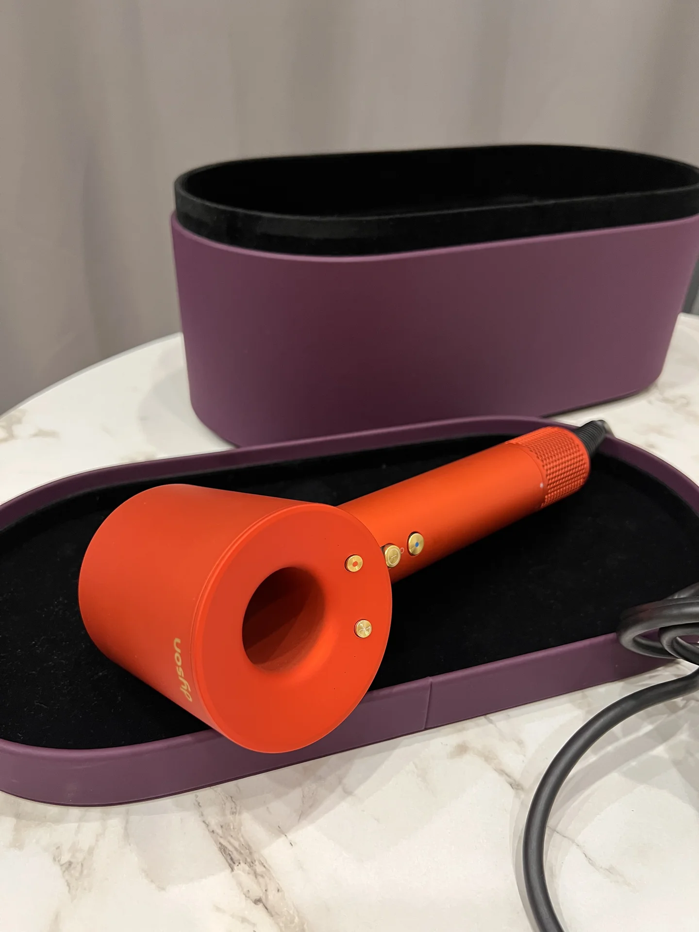 Фен Dyson HD07 Topaz Orange Gift Edition - миниатюра 7