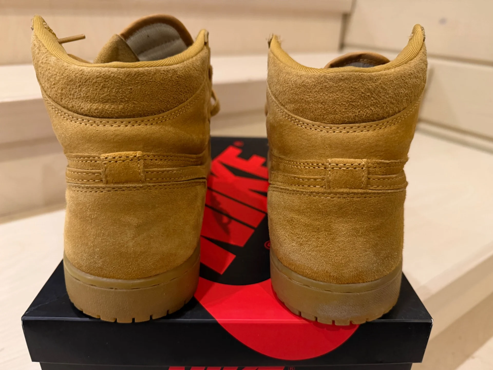 Nike air Jordan 1 retro high wheat - миниатюра 3