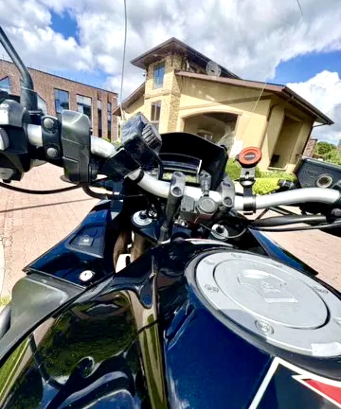 Honda vfr1200xd crosstuorer автомат - миниатюра 12