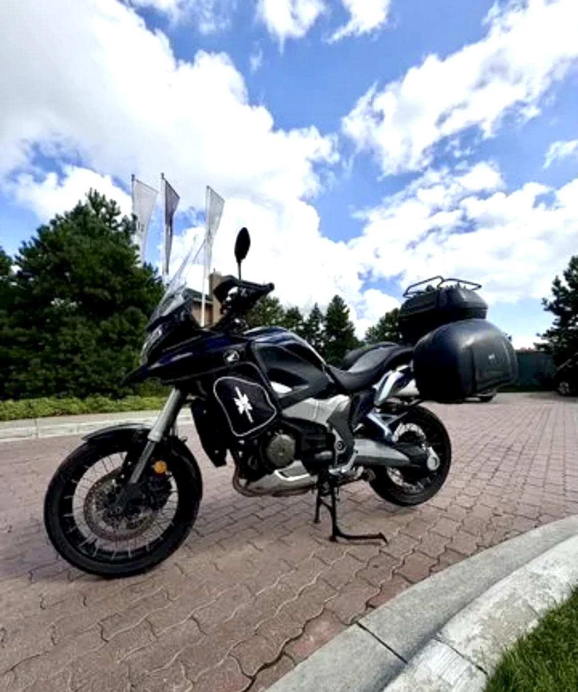 Honda vfr1200xd crosstuorer автомат - миниатюра 16