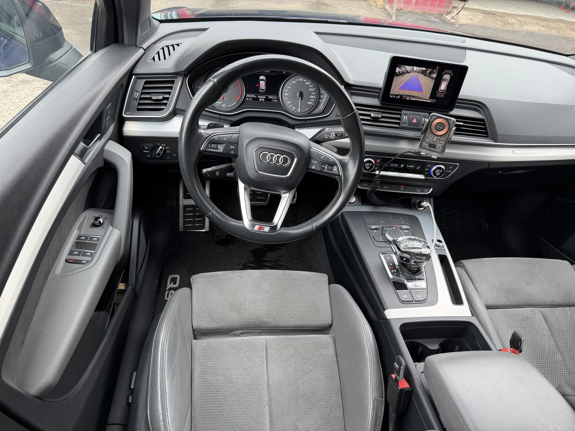 Audi SQ5 - миниатюра 8
