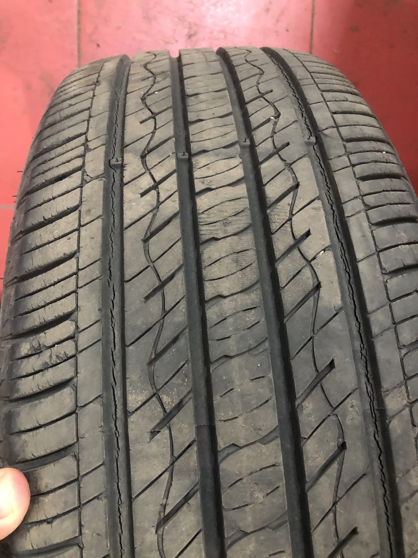 Летняя резина 225/55 R18 Kumho - миниатюра 2