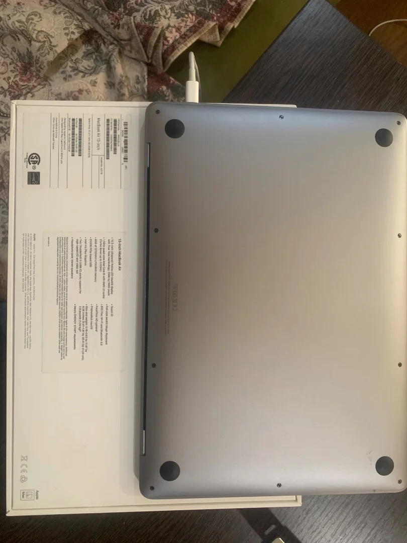 Apple MacBook air 13 2020 i5 8 gb 512 - миниатюра 4