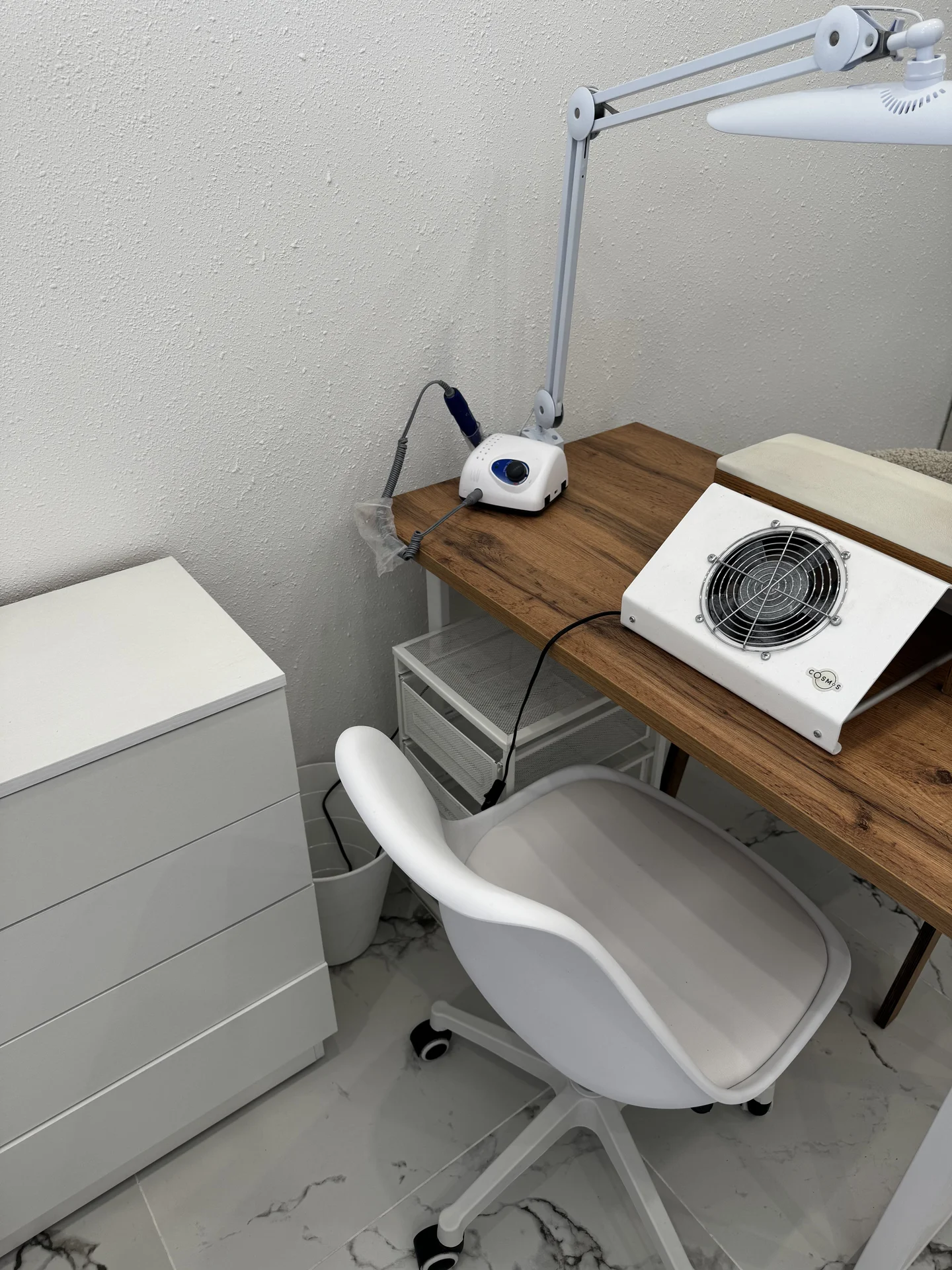 Место мастера по маникюру/педикюру Екб Центр - миниатюра 3