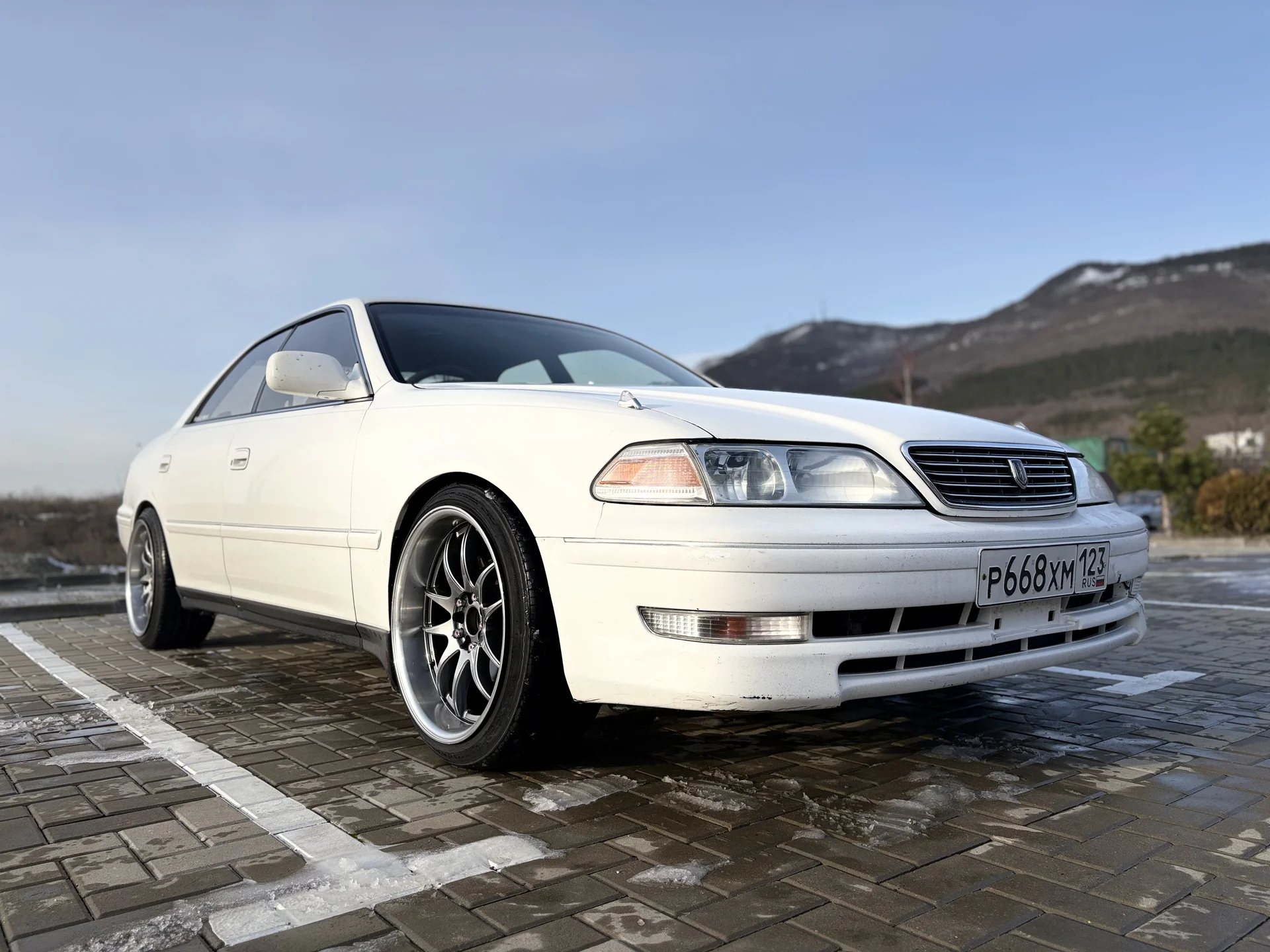 Toyota Mark 2 - миниатюра 8