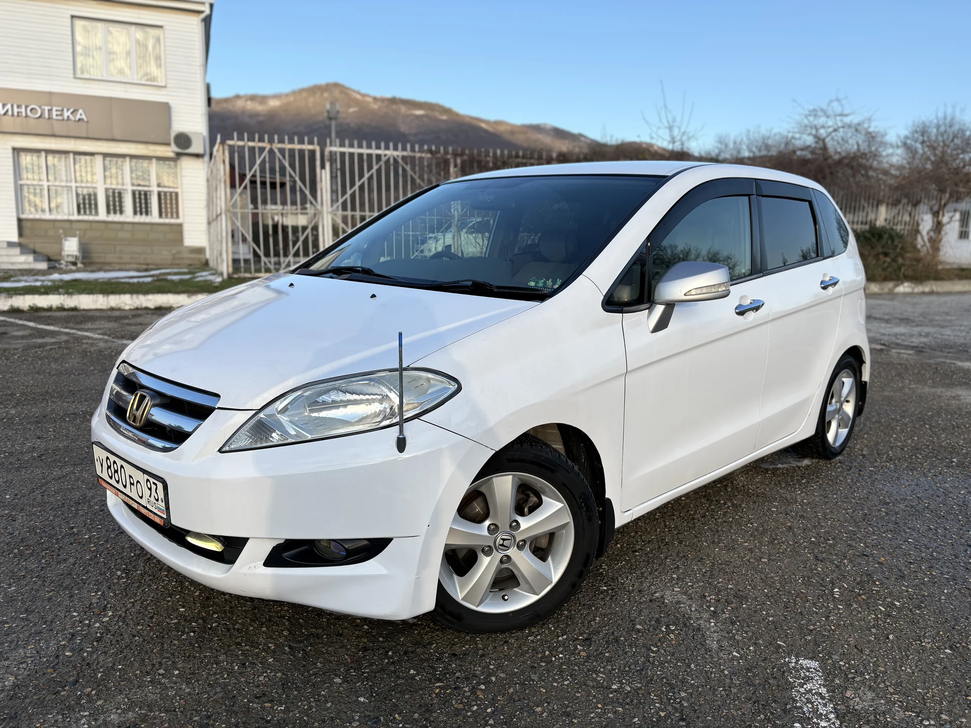 Honda Edix - миниатюра 5