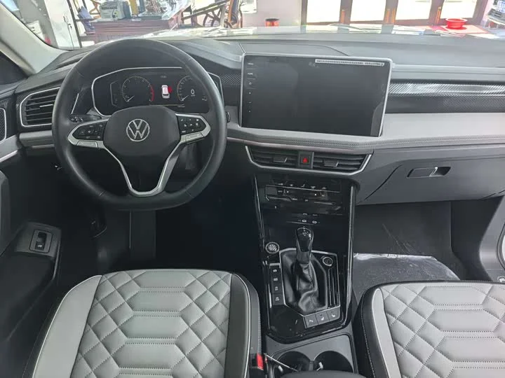 Volkswagen Tayron 2023 из Китая - миниатюра 8