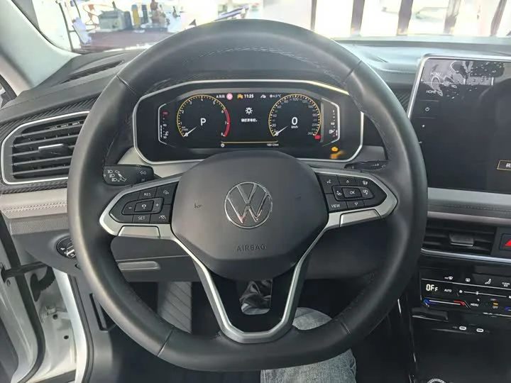 Volkswagen Tayron 2023 из Китая - миниатюра 10