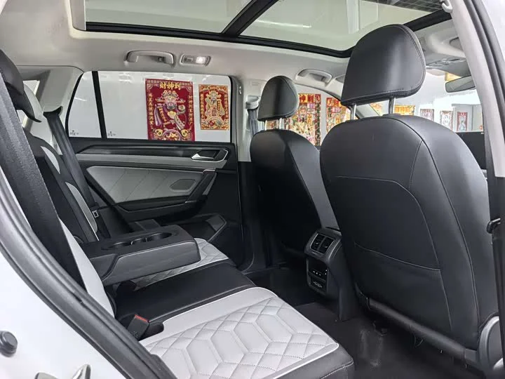 Volkswagen Tayron 2023 из Китая - миниатюра 15