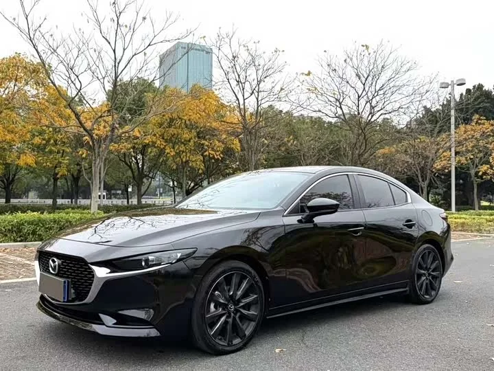 Mazda 3 Axela 2021 из Китая - изображение 1