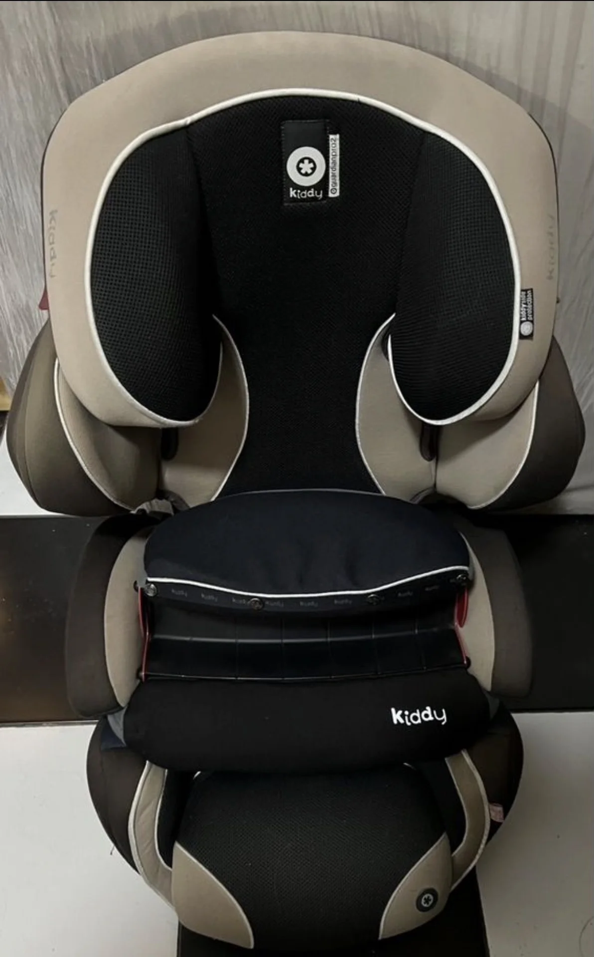 Автомобильное кресло Kiddy  от 9 до 36 кг Германия - миниатюра 3
