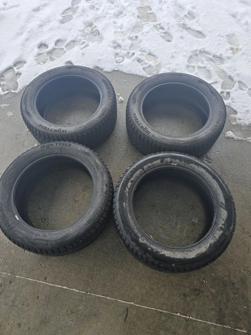 Зимние шины Ikon Tyres Autograph Snow 3 265/50 R20 111R - изображение 1