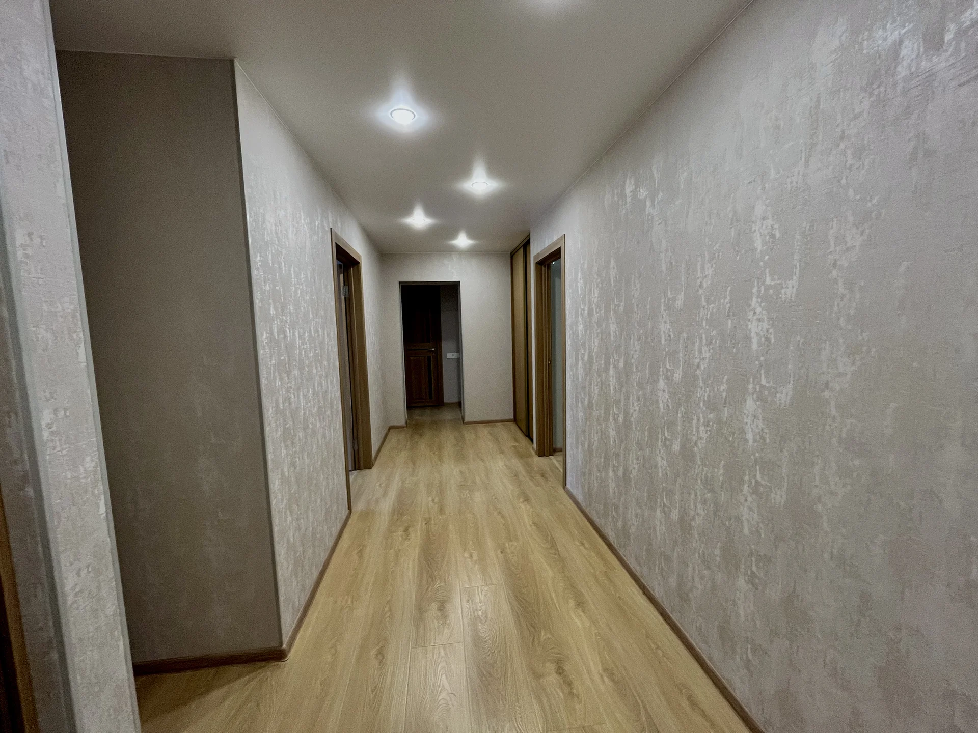 Продам 4х ком квартиру - миниатюра 32