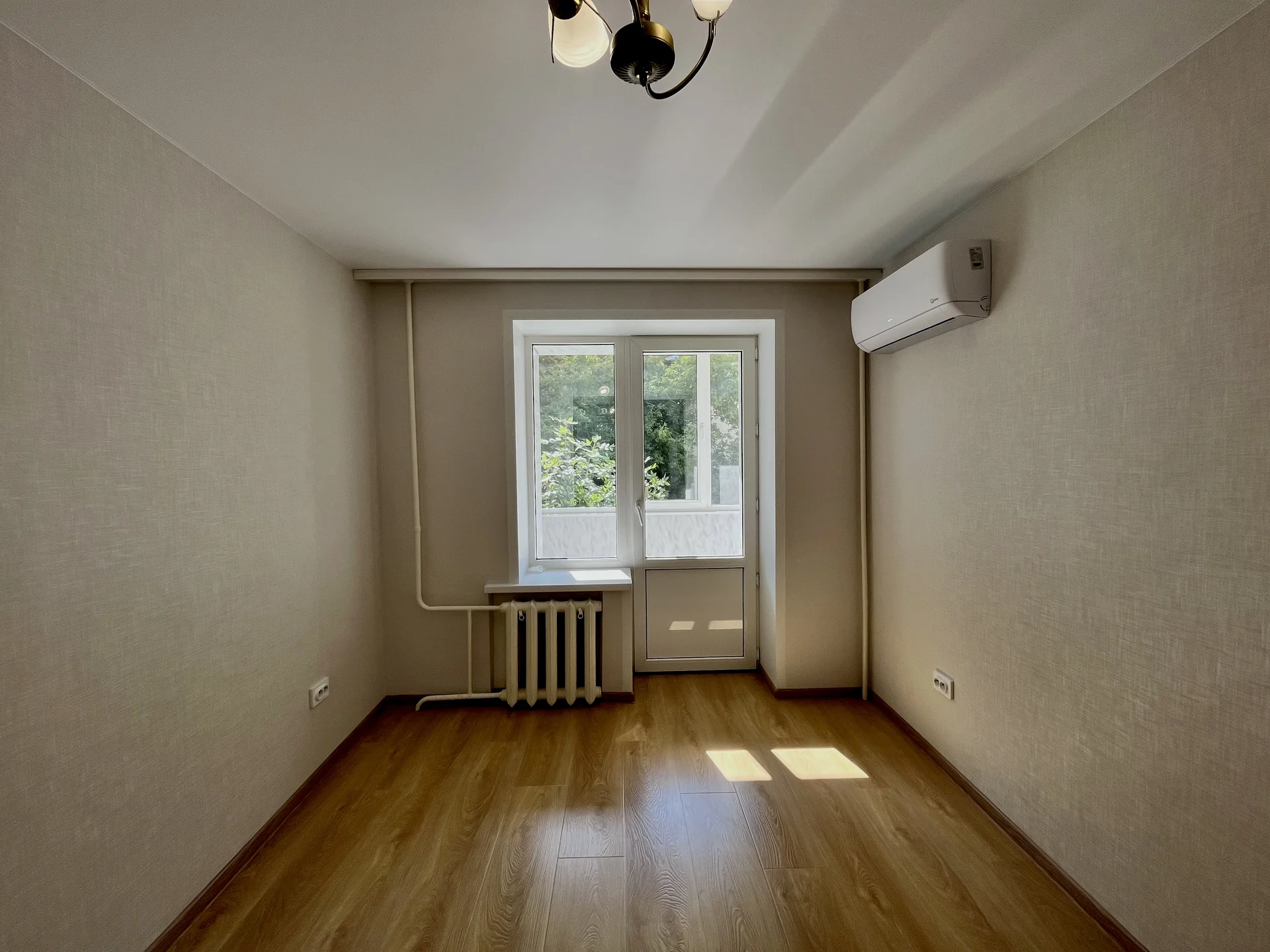 Продам 4х ком квартиру - миниатюра 18