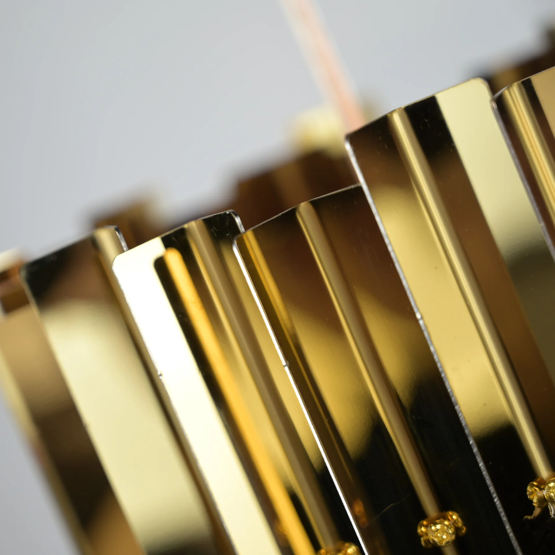 Подвесной светильник Tom Kirk Facet Pendant Gold - миниатюра 4