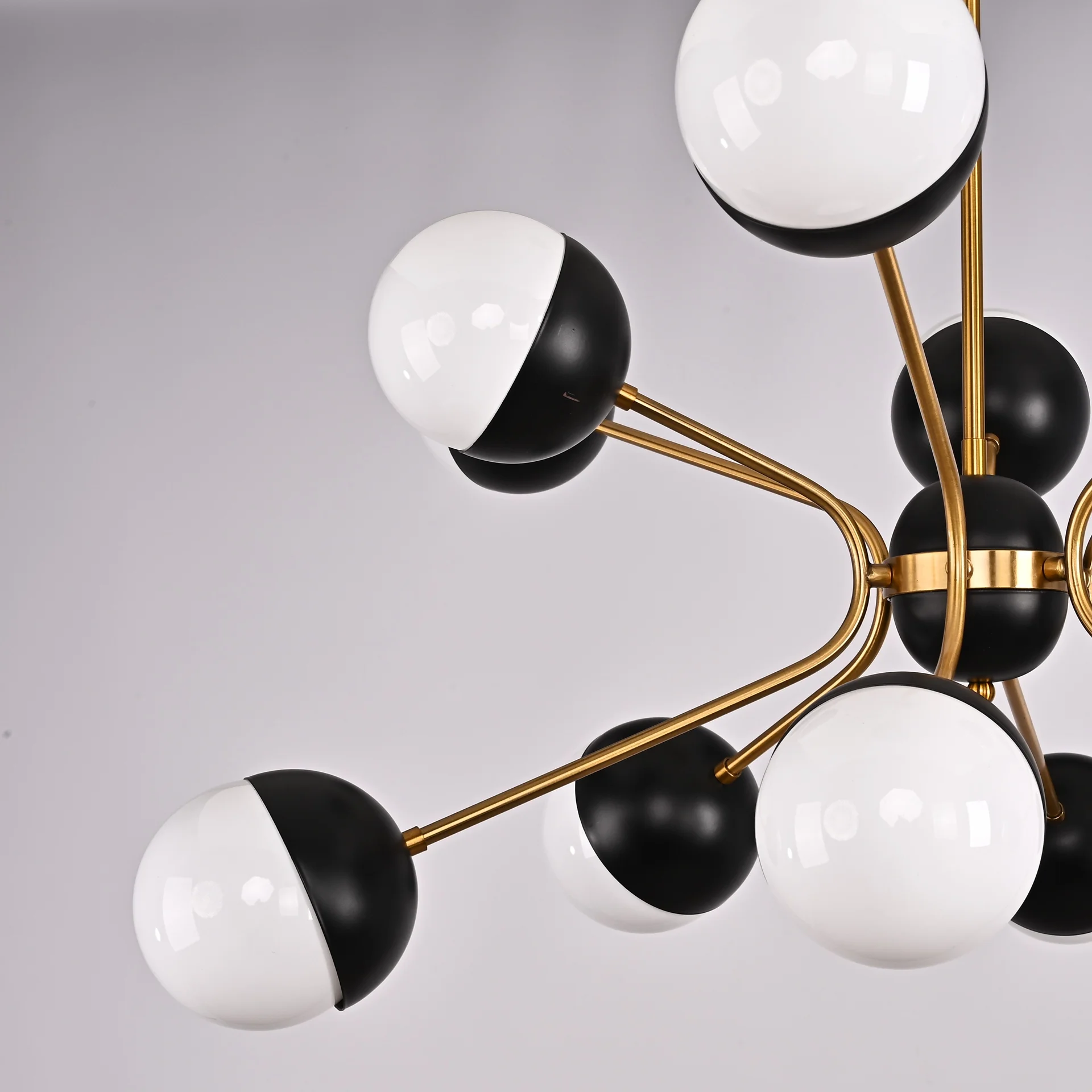 Люстра на штанге Rewire Custom Orb Chandelier in 1950 - миниатюра 11