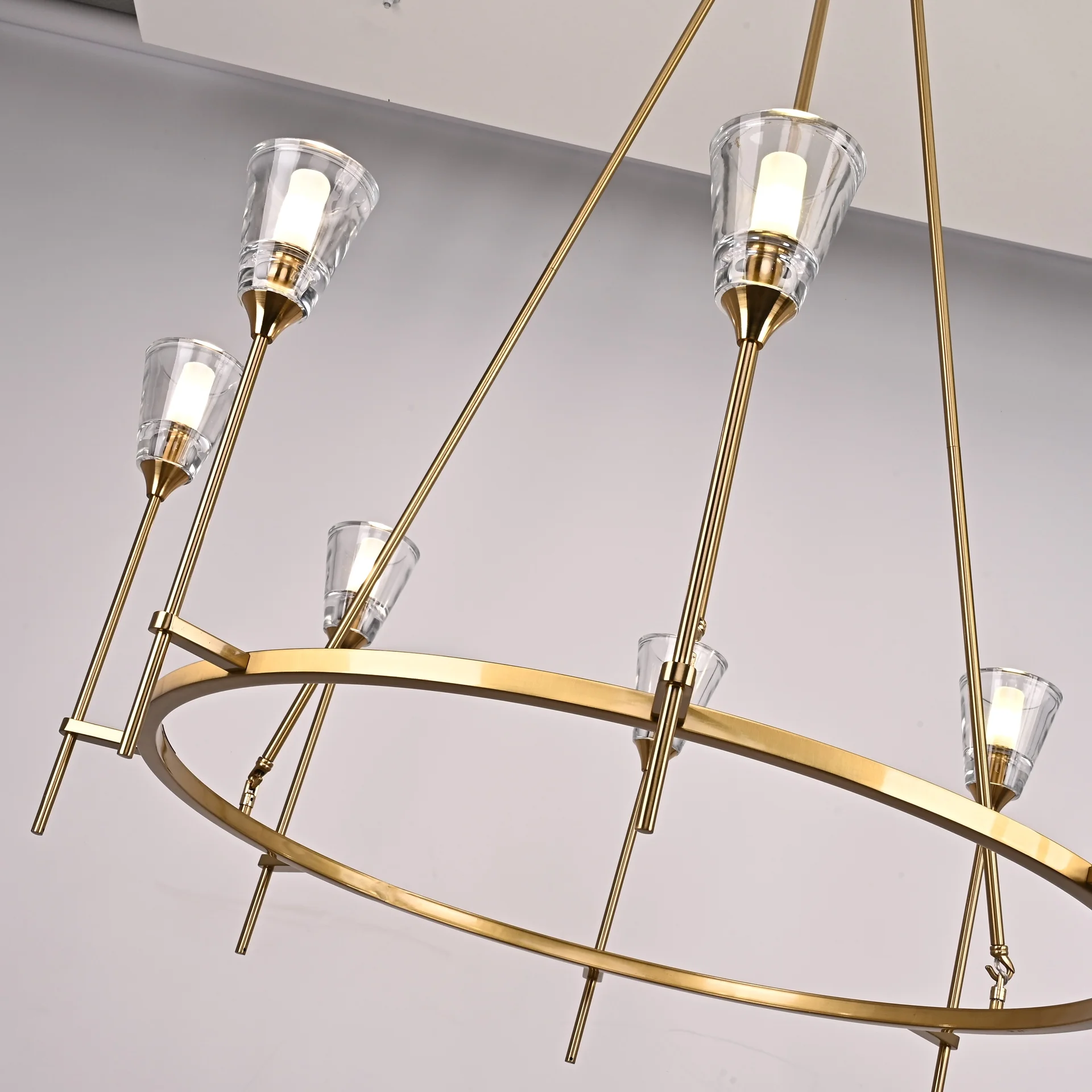 Люстра на штанге TORCHE DE VERRE Round Chandelier 8 - миниатюра 3