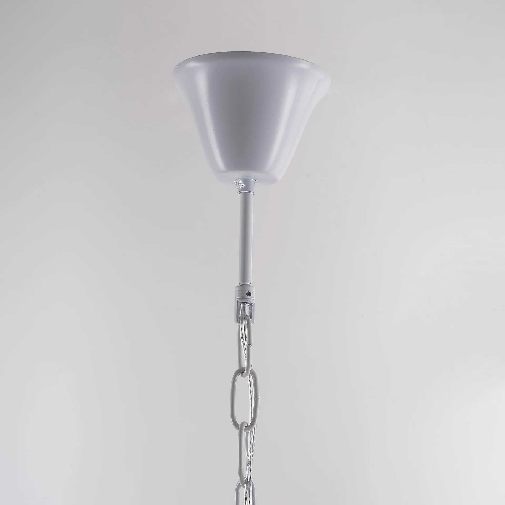 Подвесная люстра RH Anselme White Wood Weathered Chandelier - миниатюра 8