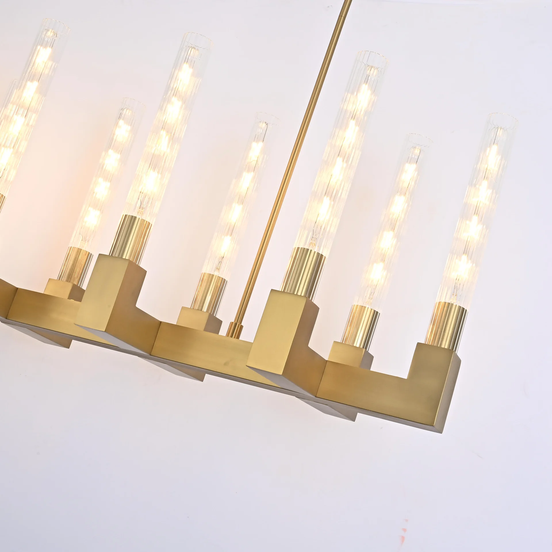 Люстра на штанге CANELLE Linear Chandelier 12 Modern Brass - миниатюра 6