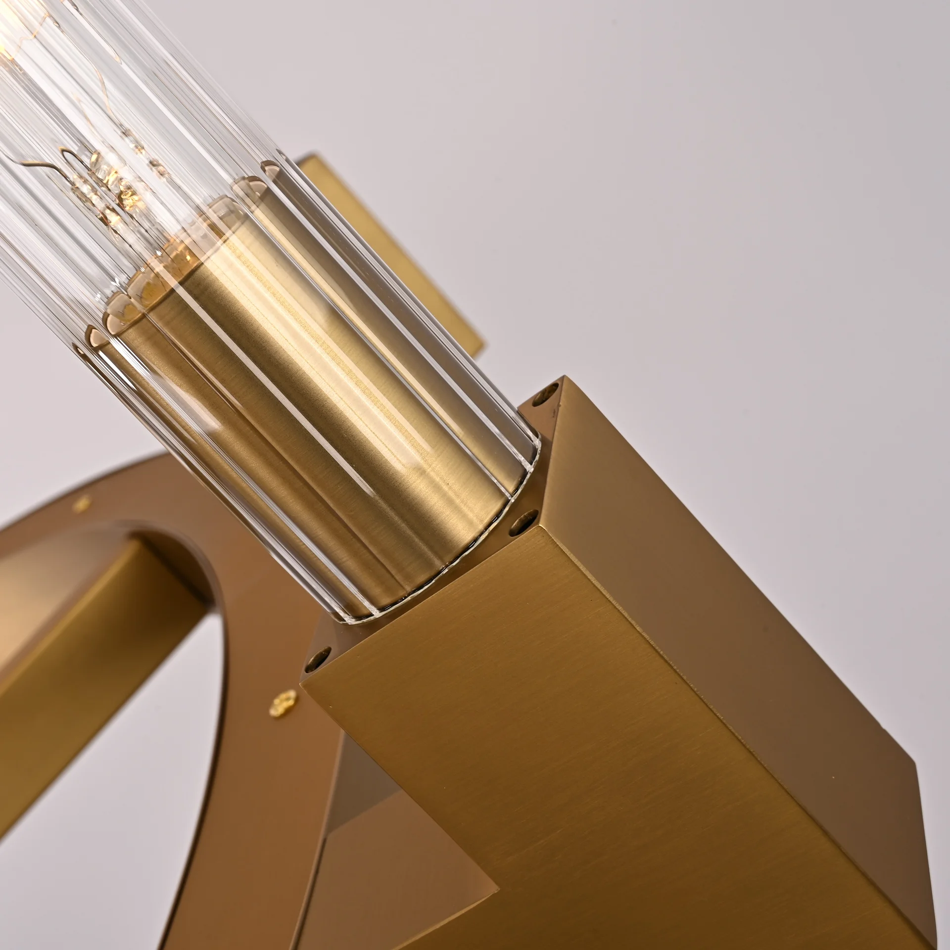 Люстра на штанге CANELLE Round Chandelier 8 Modern Brass - миниатюра 4