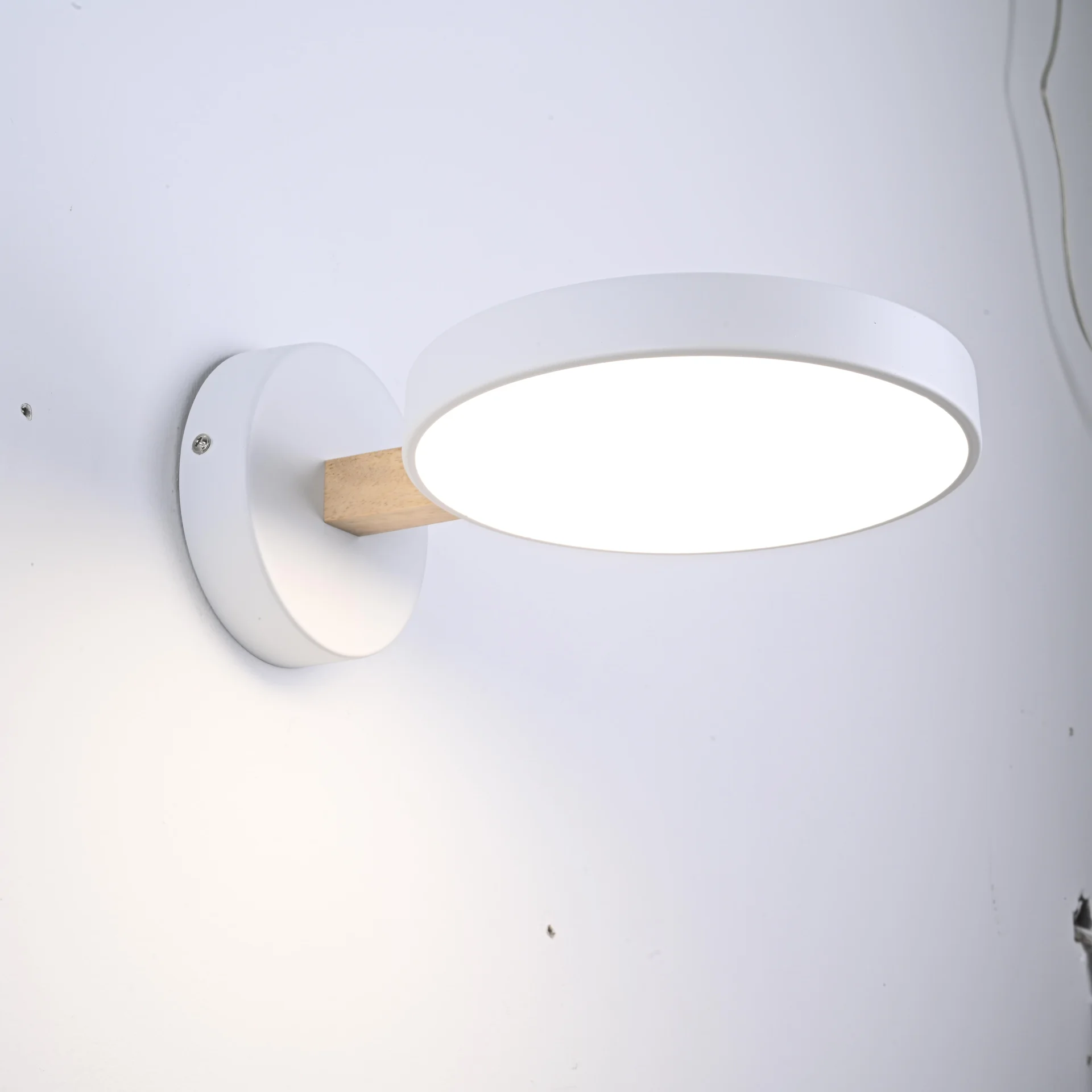Светодиодное бра TURNA White - миниатюра 5