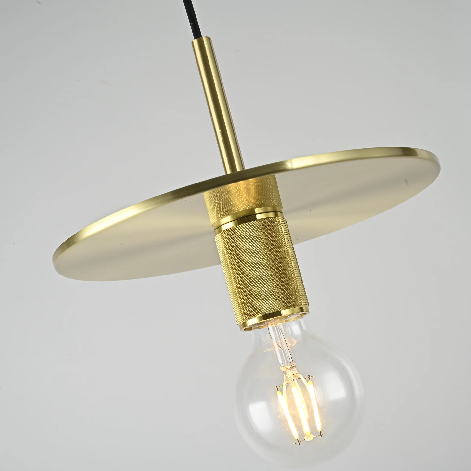Подвесной светильник RH Utilitaire Disk Shade Pendant Brass - миниатюра 2