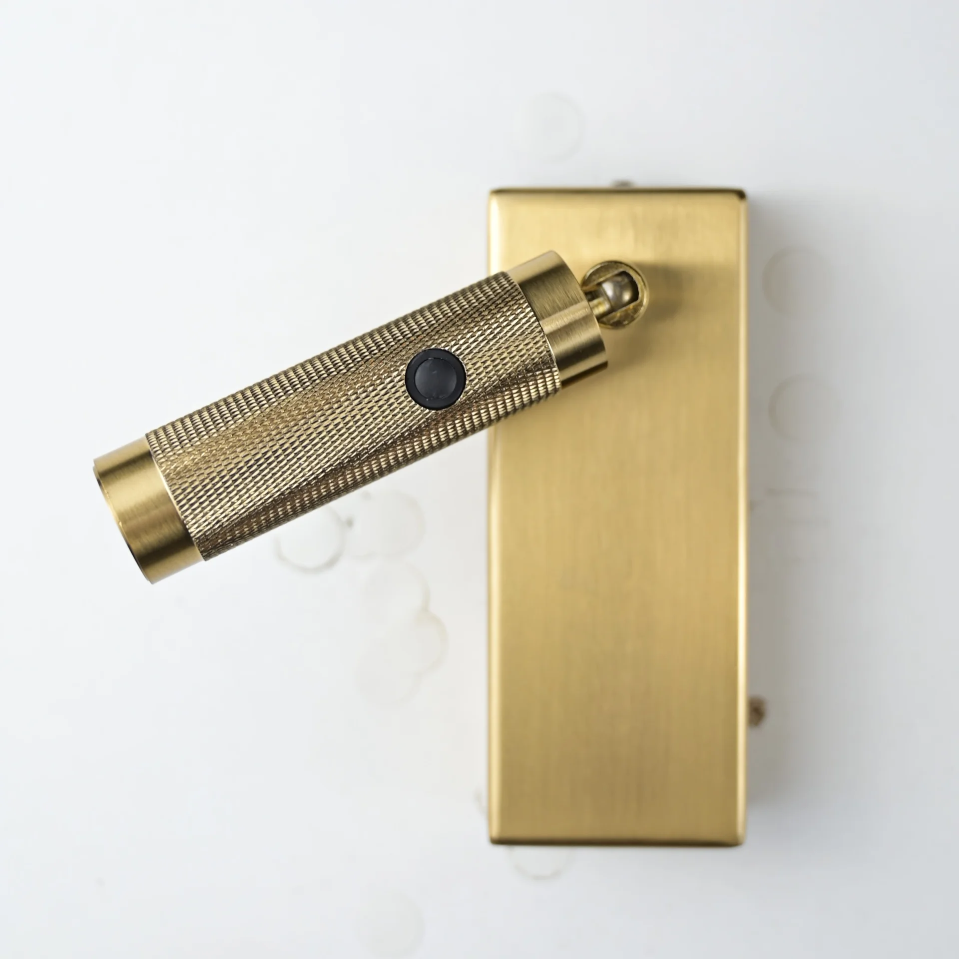 Бра Chelsom WALL LED KNURL BRASS - миниатюра 4
